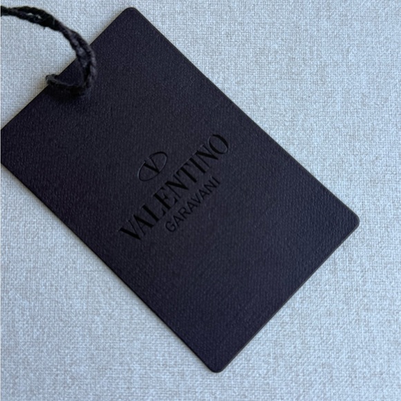 Valentino Garavani Gold Leaf Necklace NWT - Picture 5 of 6